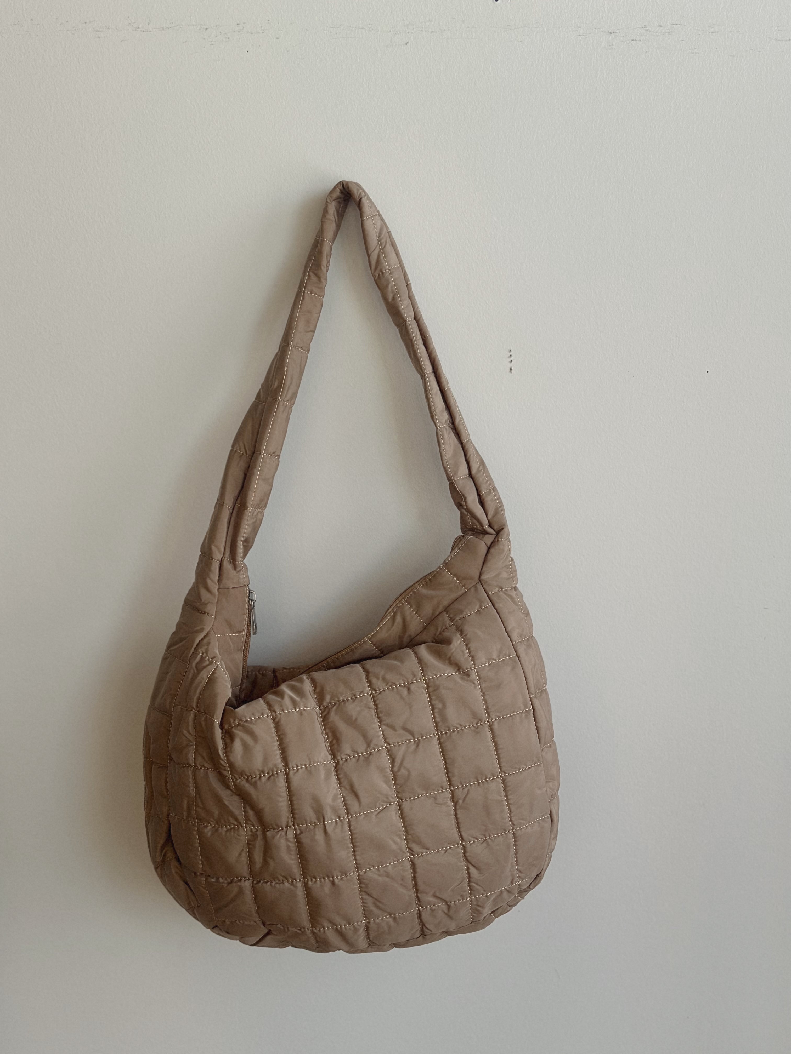 Quilted Zip Large Shoulder Bag