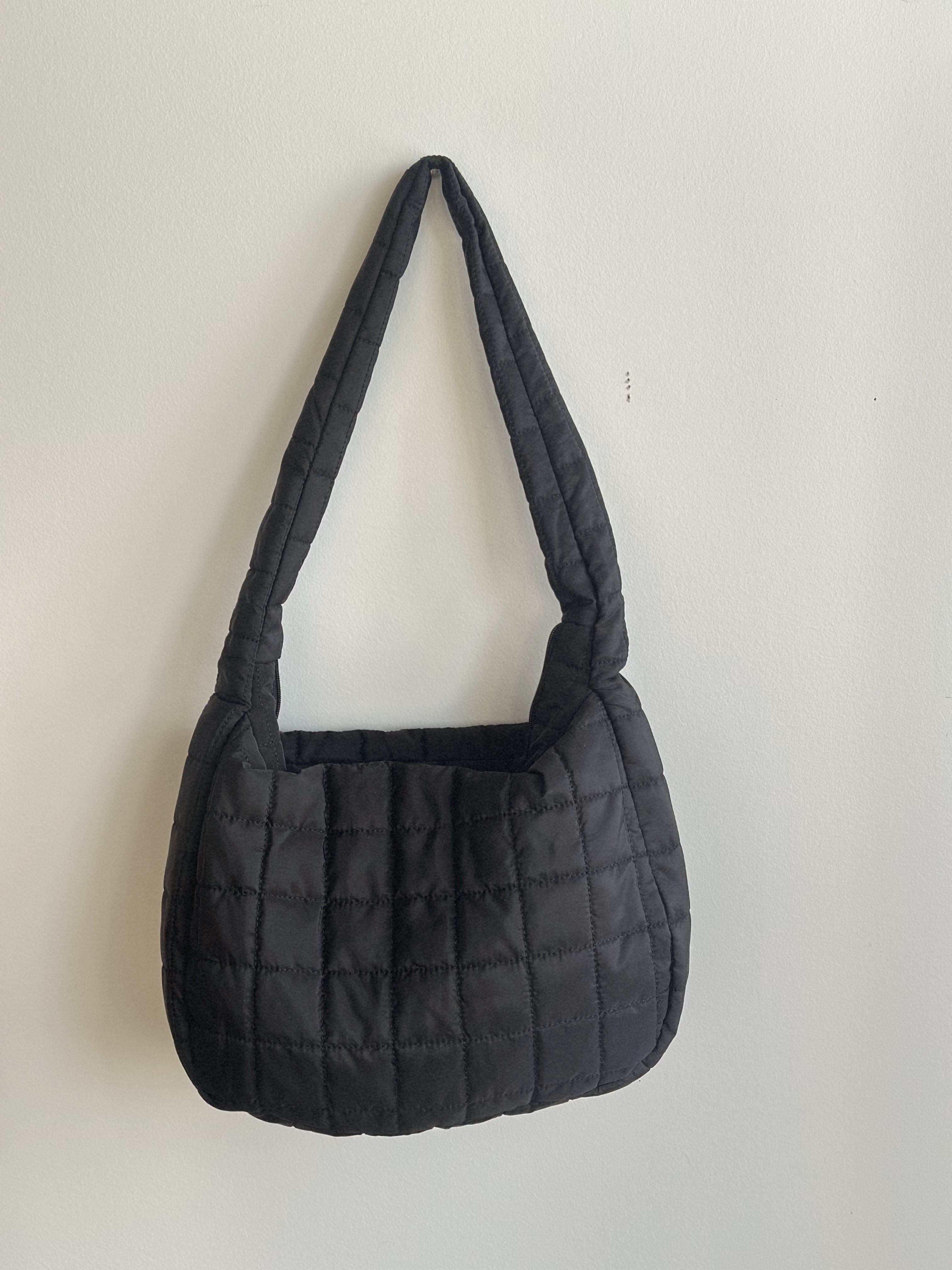 Quilted Zip Large Shoulder Bag