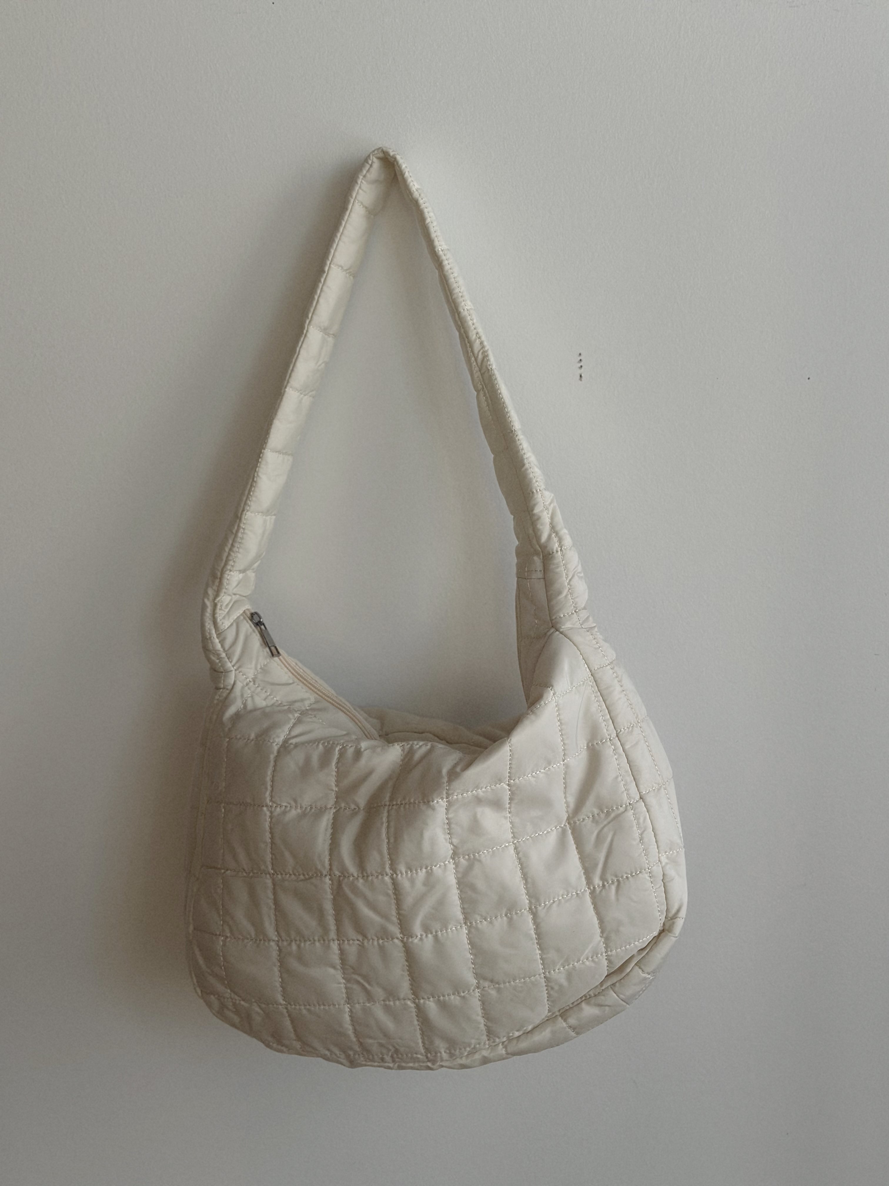 Quilted Zip Large Shoulder Bag