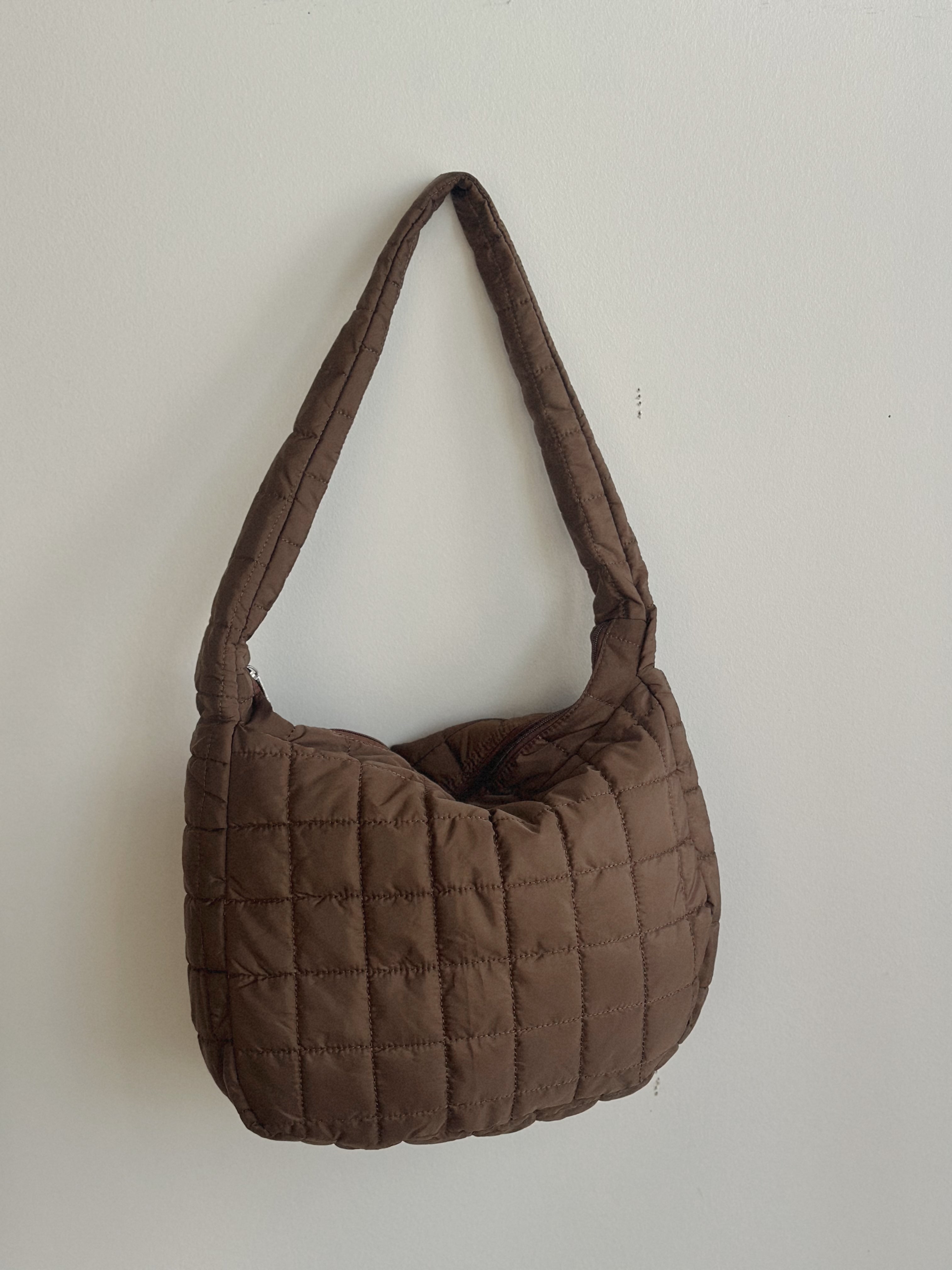 Quilted Zip Large Shoulder Bag